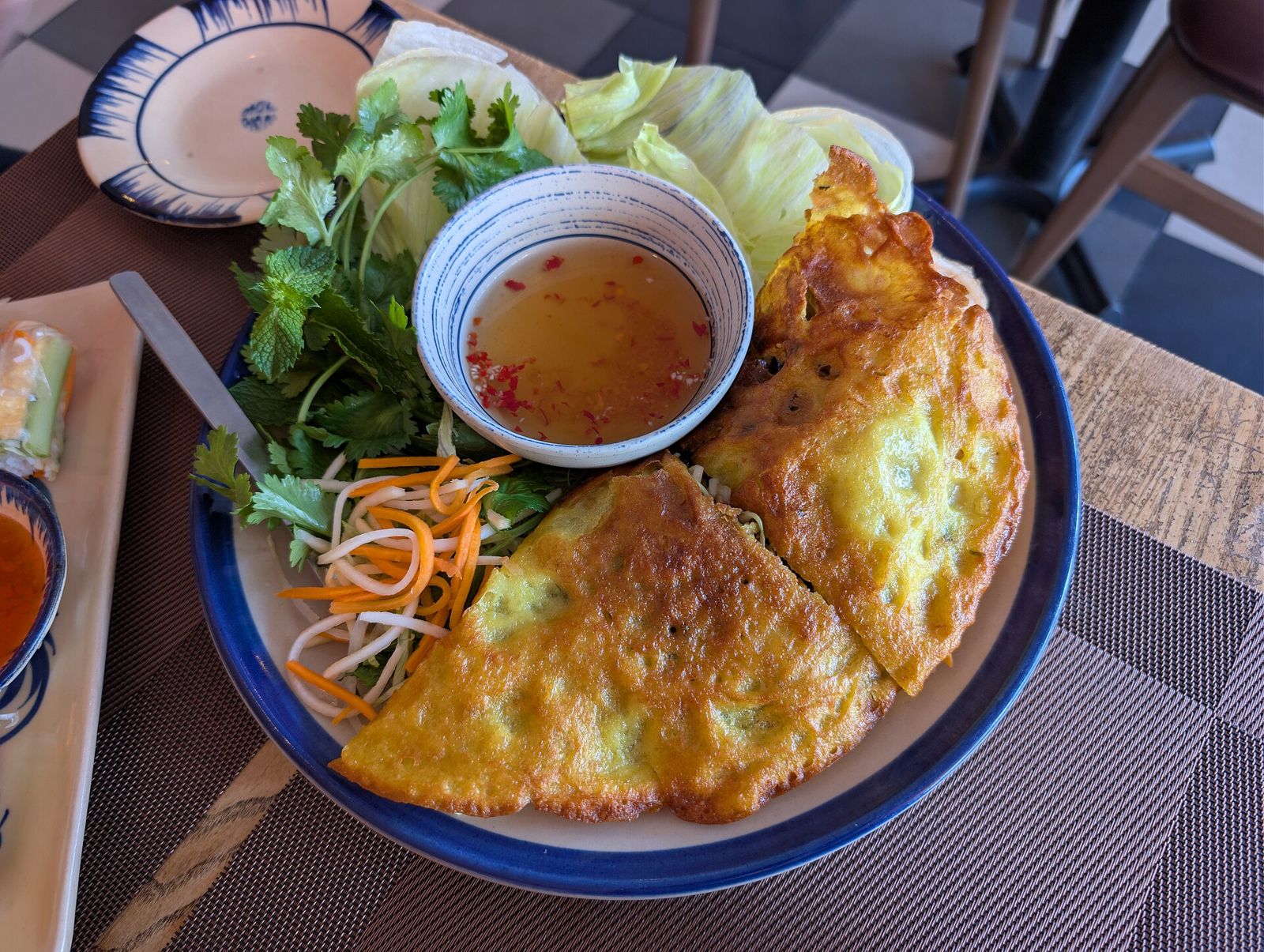 Bánh xèo: tỷ lệ bột, chảo và nhiệt độ quyết định độ giòn