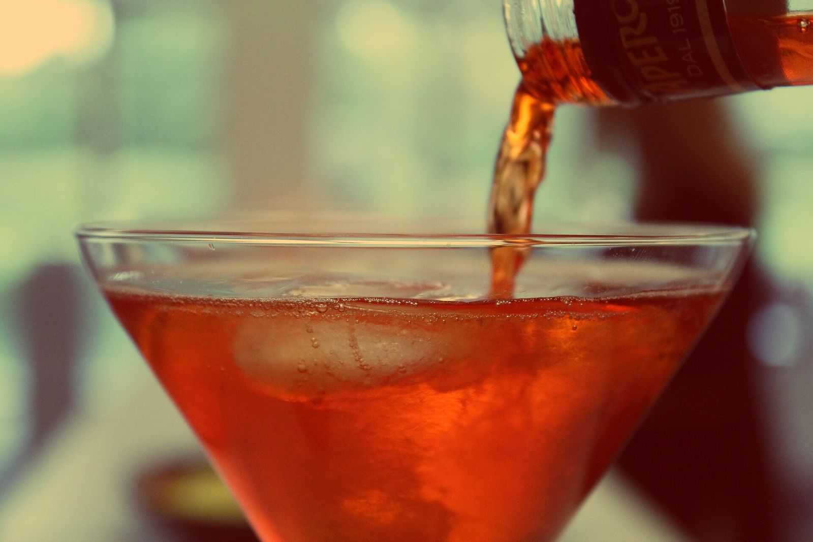 Đá trong pha chế cocktail: loại đá, kích thước và cách bảo quản