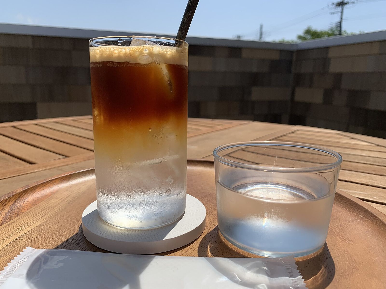 Espresso tonic: chọn tonic, chọn hạt và kỹ thuật rót