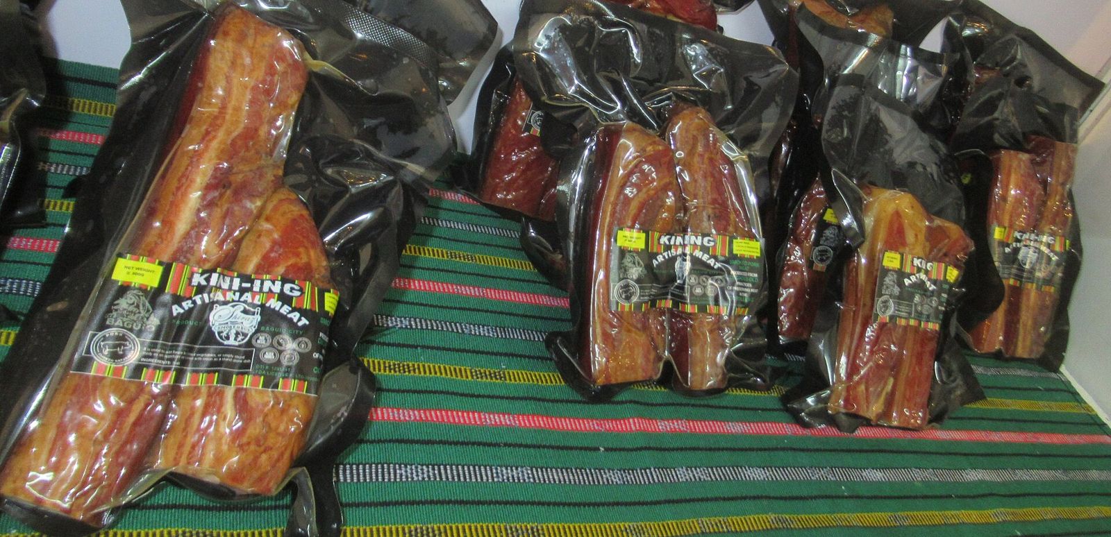 Nem chua, chả lụa và đặc sản chế biến sẵn: tiêu chí chọn nguồn và bảo quản tại quán
