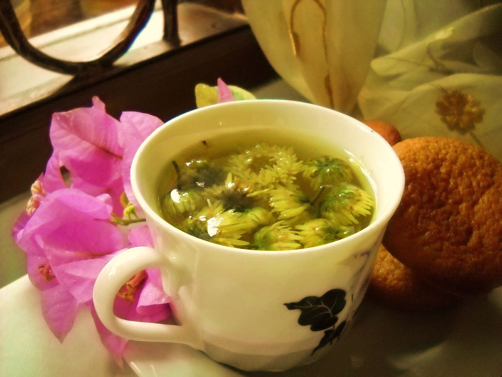 Trà hoa cúc kỷ tử